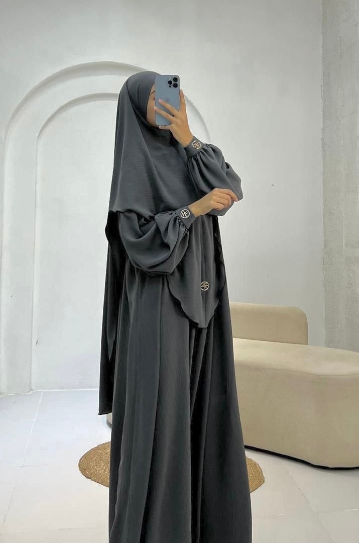 Khimar mit passendem Kopftuch