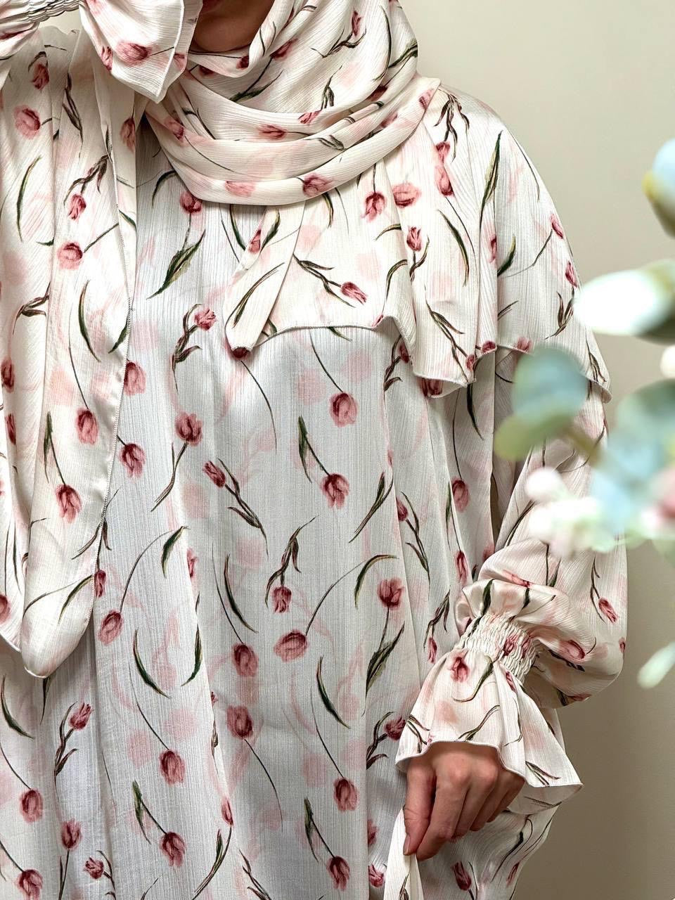 Abaya mit passendem Kopftuch - klassisch