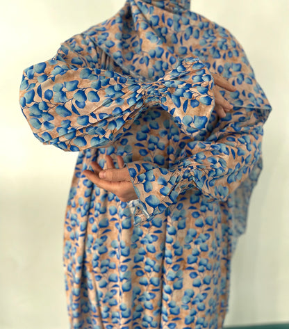 Gebetskleid mit passendem Kopftuch - klassisch