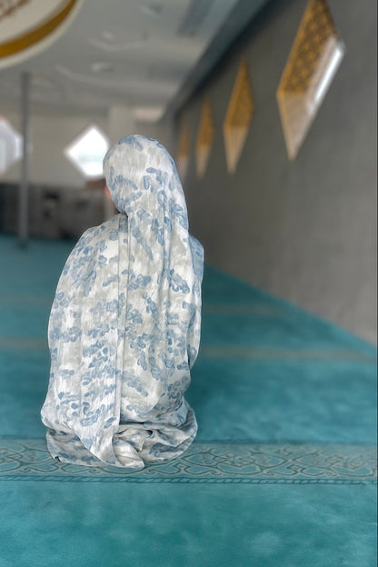 Gebetskleid mit passendem Kopftuch - klassisch