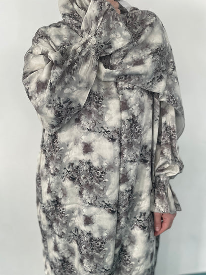 Gebetskleid mit passendem Kopftuch - klassisch