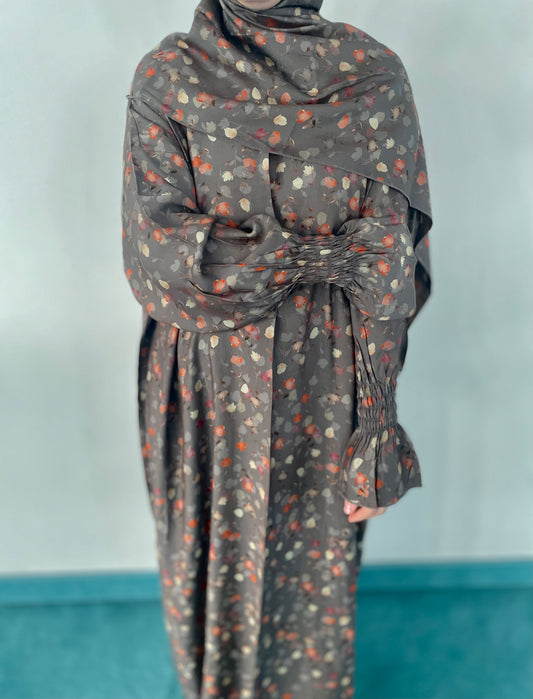 Gebetskleid mit passendem Kopftuch - klassisch