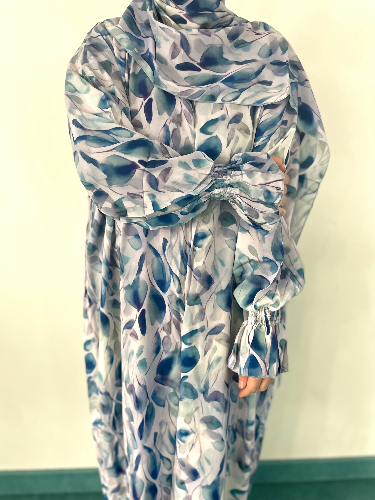 Gebetskleid mit passendem Kopftuch - klassisch