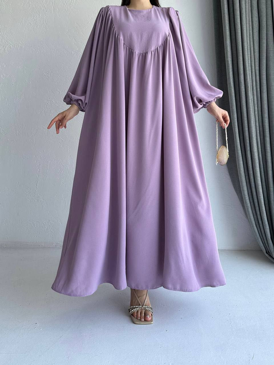 Zeyrah Kleid mit seitlichen Taschen