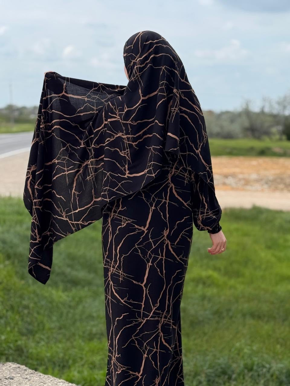 Gebetskleid mit passendem Kopftuch - klassisch