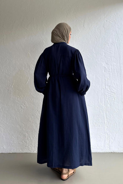 Musselin-Kleid mit seitlichen Taschen