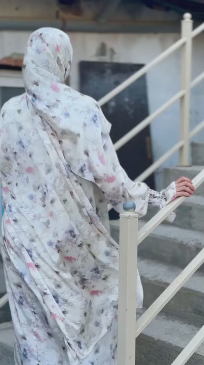 Abaya mit passendem Kopftuch - klassisch